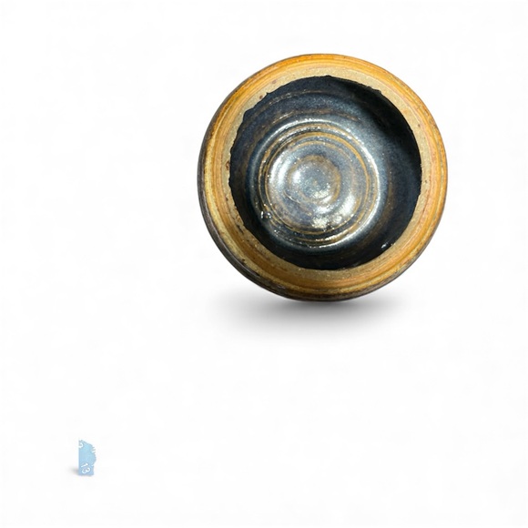 Lot of signed Studio Pottery Bowl, Shakers,Lidded Bowl,2 pots handcraft artisans - Picture 13 of 14